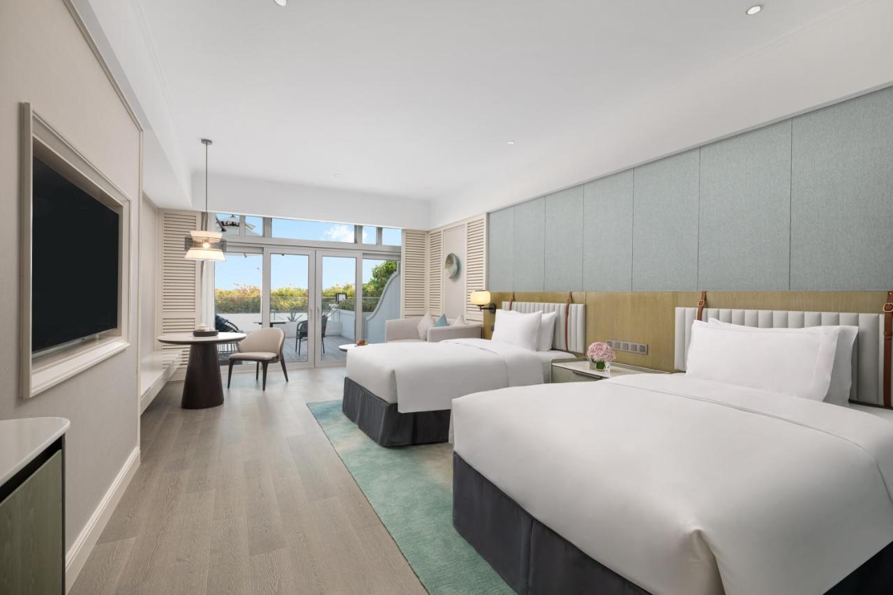 Xiamen International Seaside Hotel -Hotel Corridor Leads To The Stone Exhibition Hall Bagian luar foto