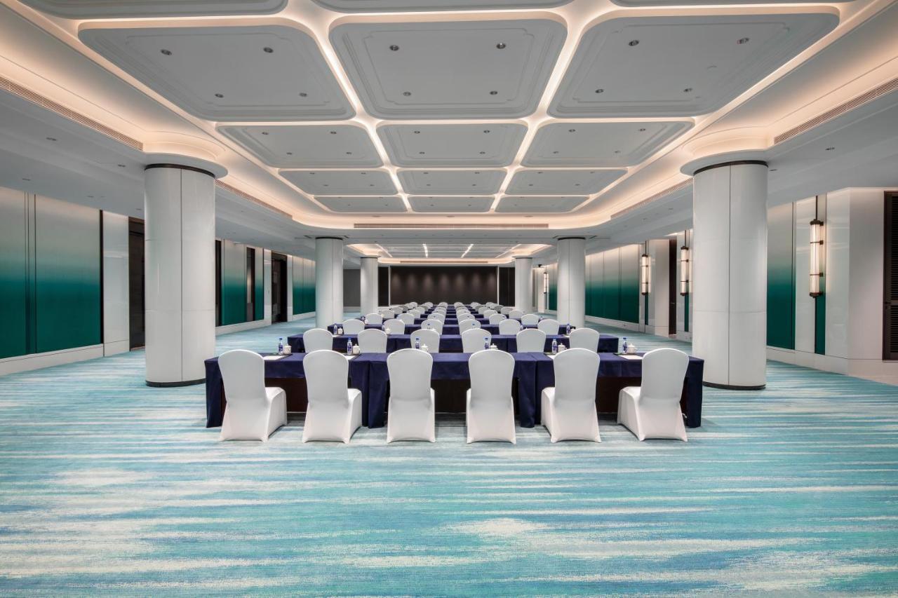 Xiamen International Seaside Hotel -Hotel Corridor Leads To The Stone Exhibition Hall Bagian luar foto