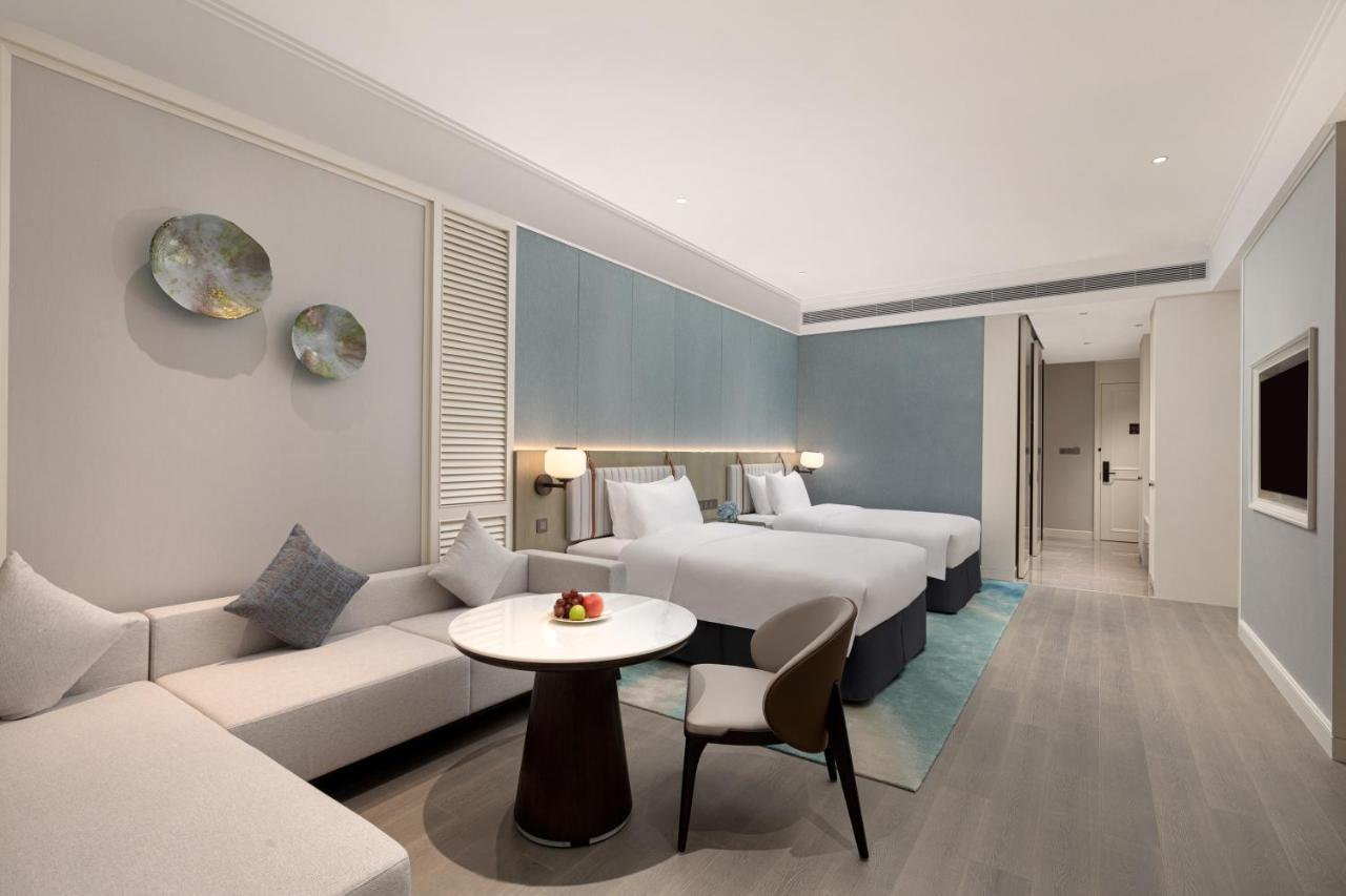 Xiamen International Seaside Hotel -Hotel Corridor Leads To The Stone Exhibition Hall Bagian luar foto