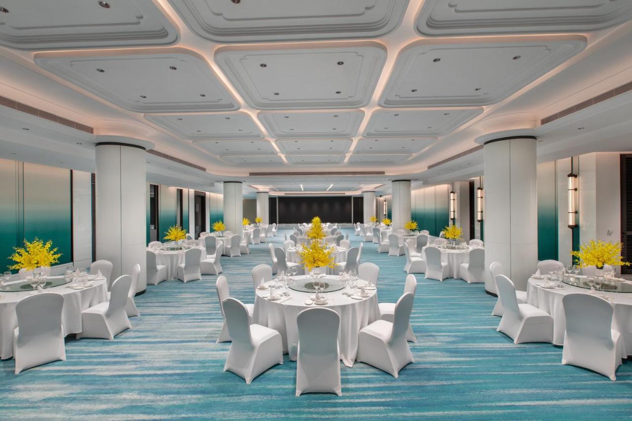 Xiamen International Seaside Hotel -Hotel Corridor Leads To The Stone Exhibition Hall Bagian luar foto