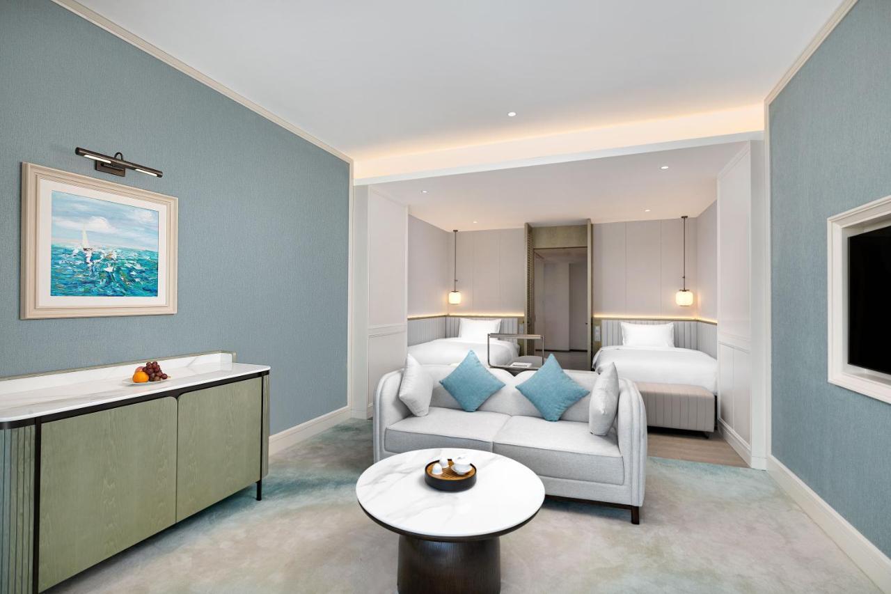 Xiamen International Seaside Hotel -Hotel Corridor Leads To The Stone Exhibition Hall Bagian luar foto