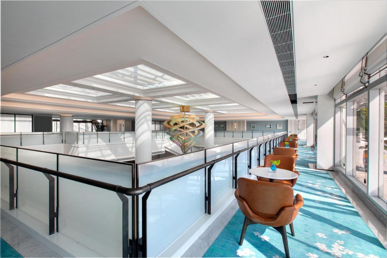 Xiamen International Seaside Hotel -Hotel Corridor Leads To The Stone Exhibition Hall Bagian luar foto
