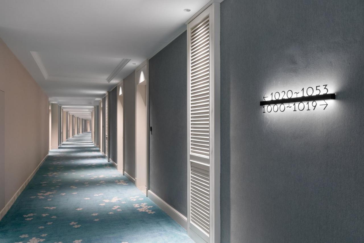 Xiamen International Seaside Hotel -Hotel Corridor Leads To The Stone Exhibition Hall Bagian luar foto