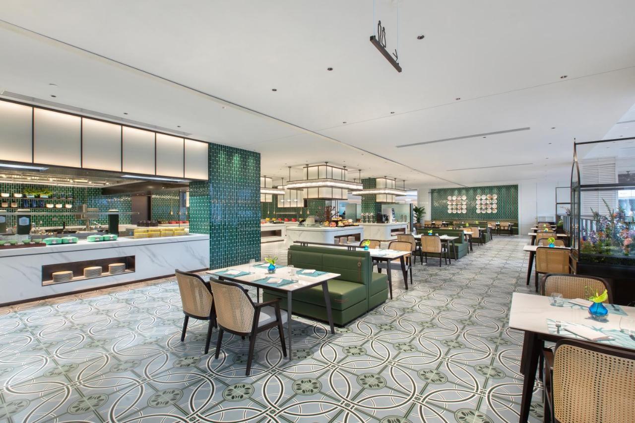 Xiamen International Seaside Hotel -Hotel Corridor Leads To The Stone Exhibition Hall Bagian luar foto